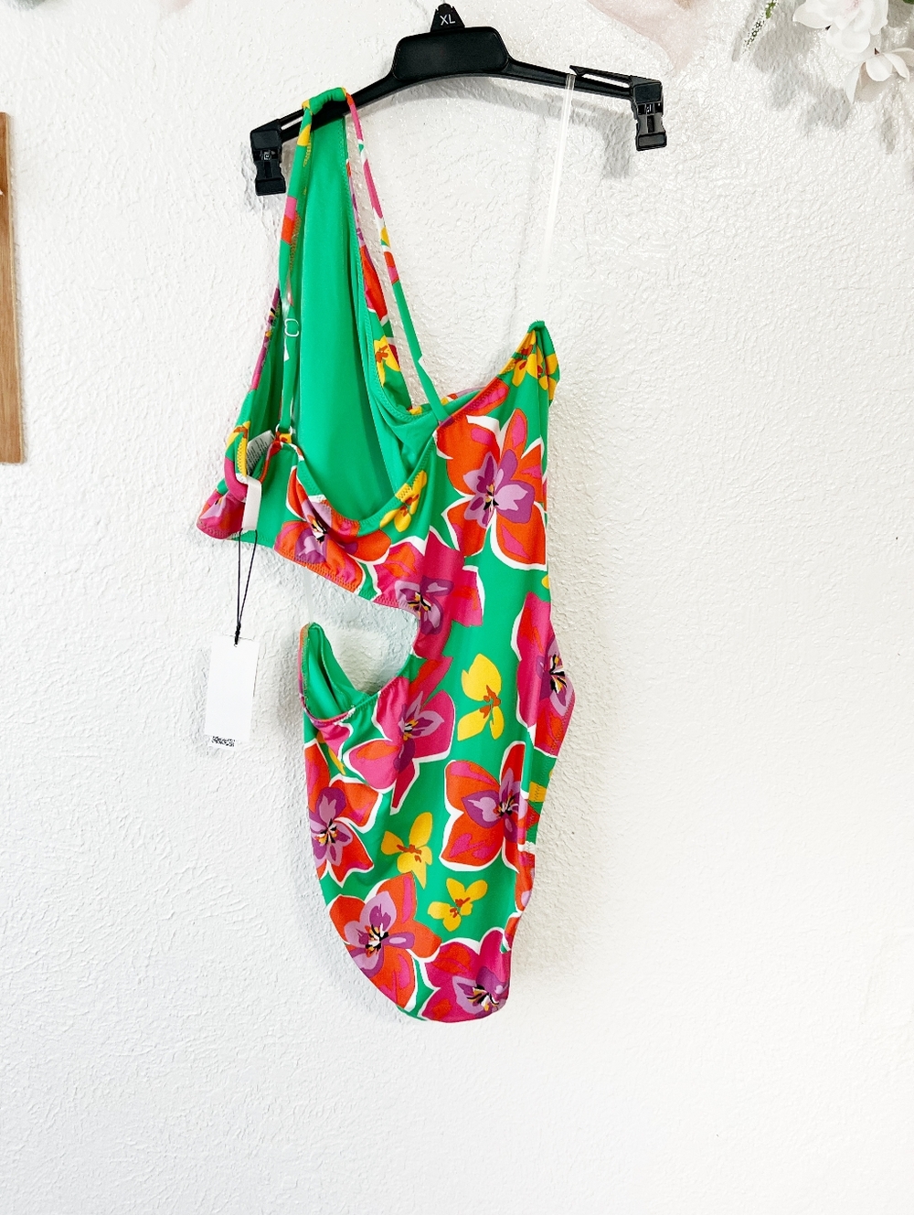 NWT Anthropologie Sanctuary Mio Super Bloom Floral One Piece Swimsuit - Picture 9 of 13